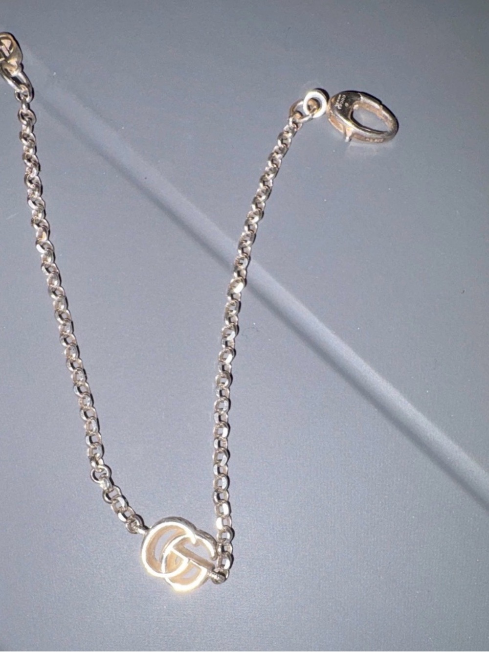 Gucci Silver Interlocking G Pendant Necklace